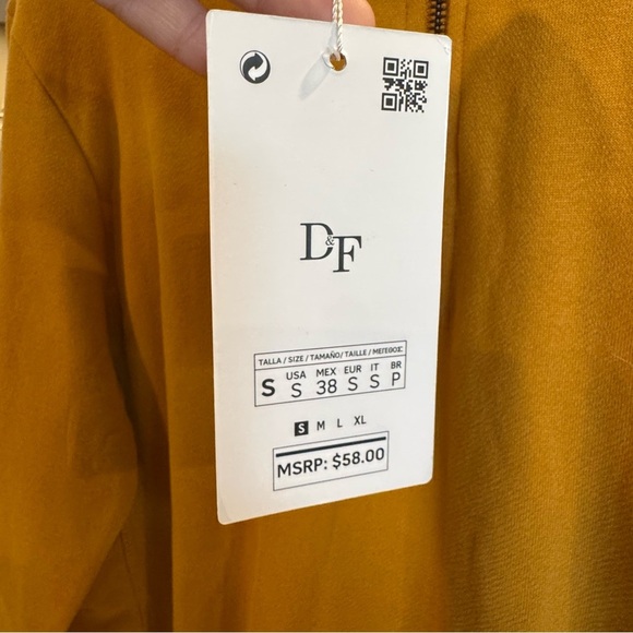 Denim & Flower Gold Zip Up Sweater - Picture 10 of 11